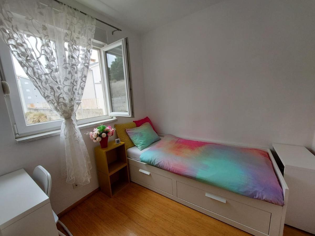 Apartment Vira Makarska Exteriör bild