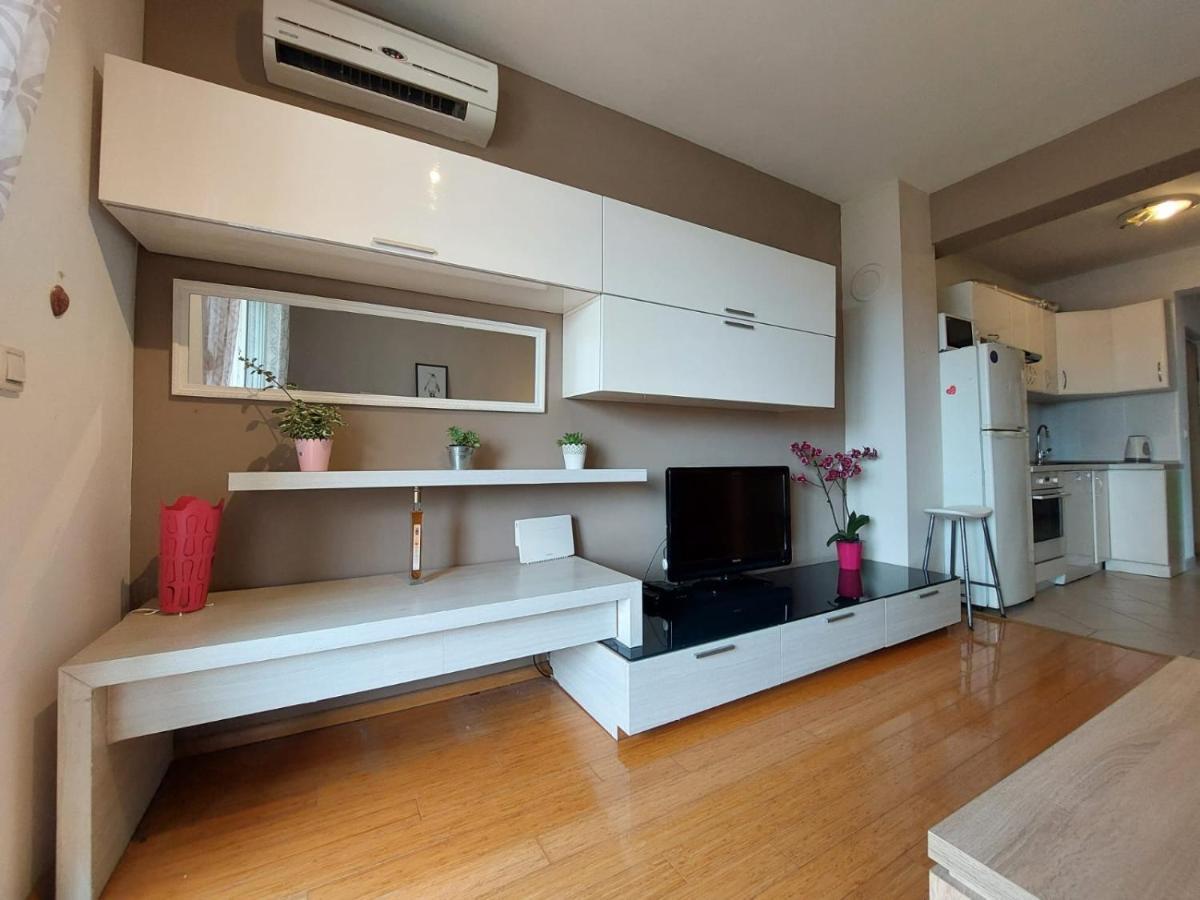 Apartment Vira Makarska Exteriör bild