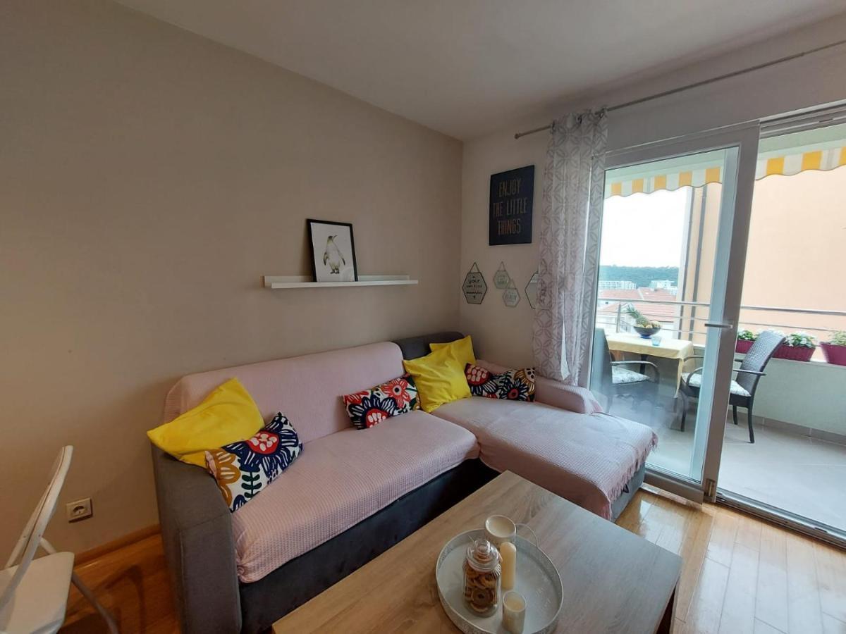 Apartment Vira Makarska Exteriör bild
