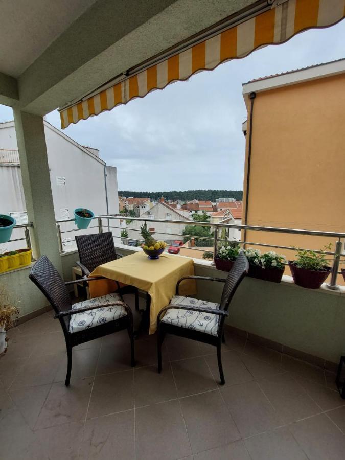 Apartment Vira Makarska Exteriör bild