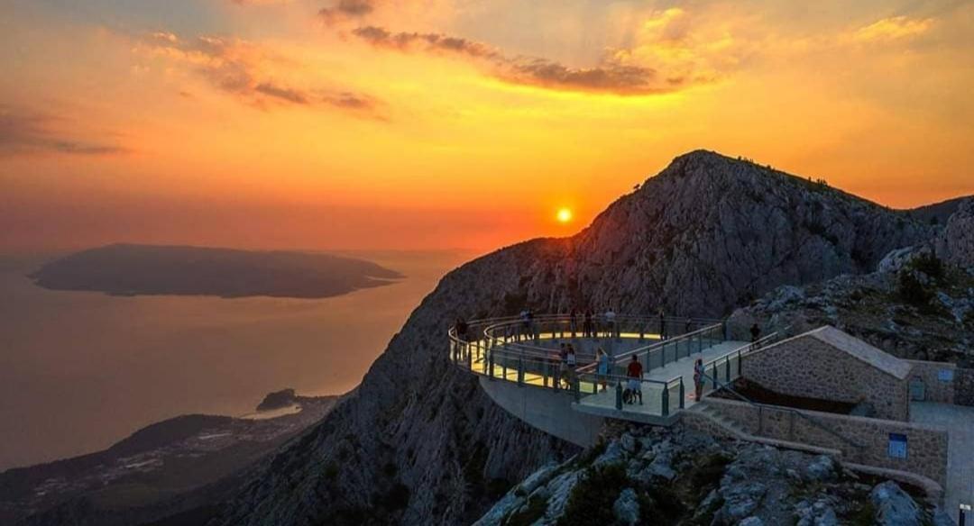 Apartment Vira Makarska Exteriör bild
